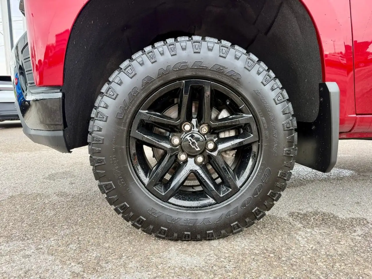 Chevrolet Silverado 1500 снимка Chevrolet Silverado 1500