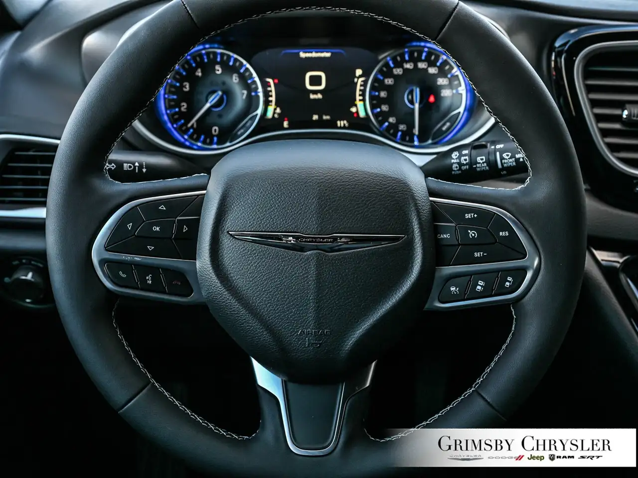 Chrysler Grand Caravan снимка Chrysler Grand Caravan