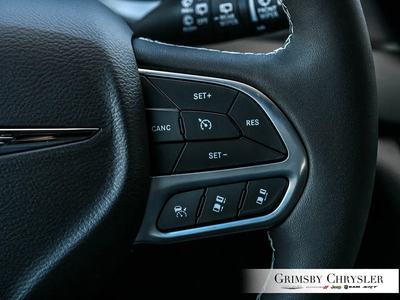 Chrysler Grand Caravan снимка Chrysler Grand Caravan