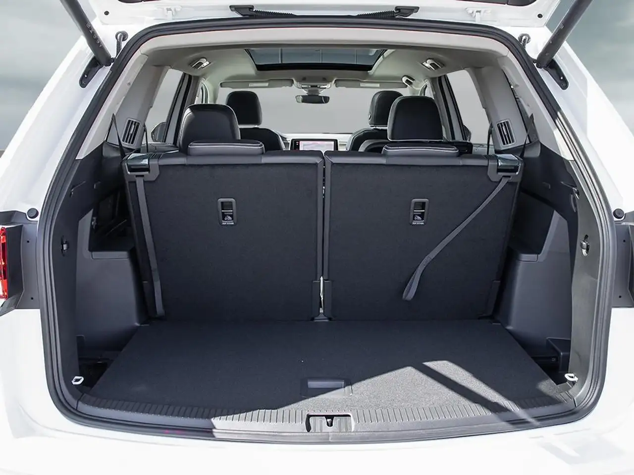 Volkswagen Atlas снимка Volkswagen Atlas