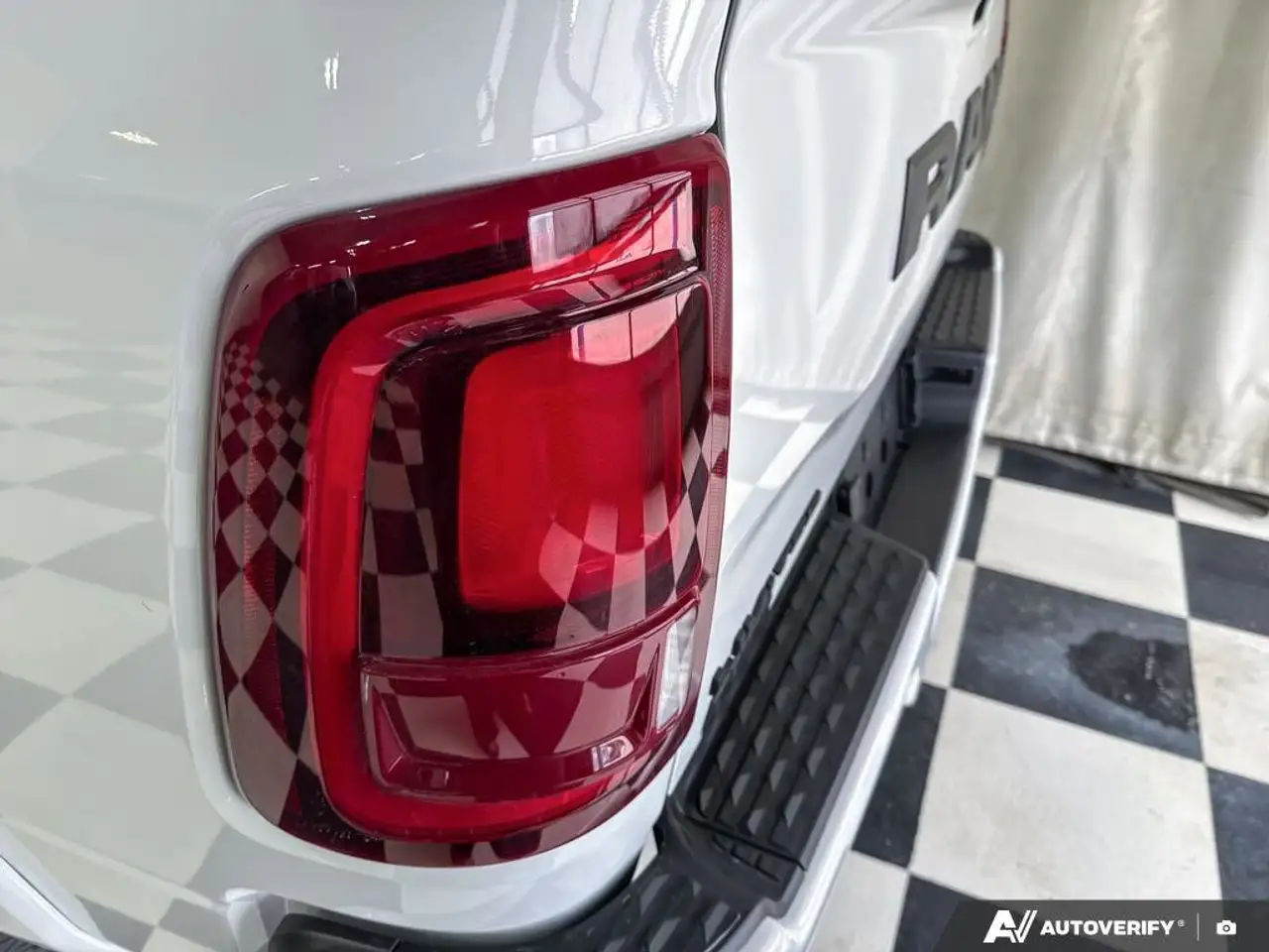 RAM 2500 снимка RAM 2500