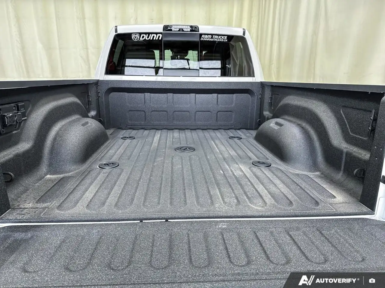 RAM 2500 снимка RAM 2500