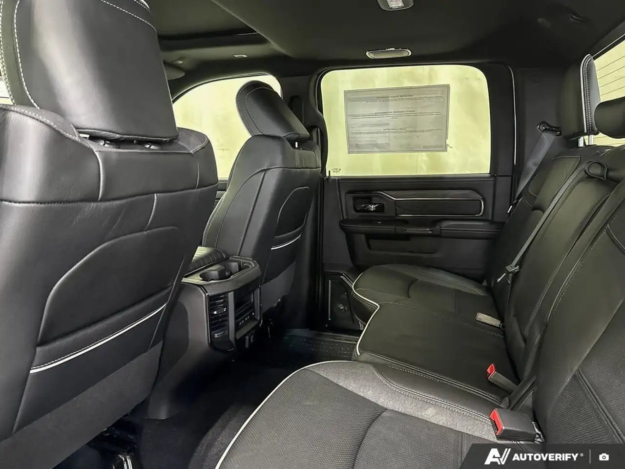 RAM 2500 снимка RAM 2500