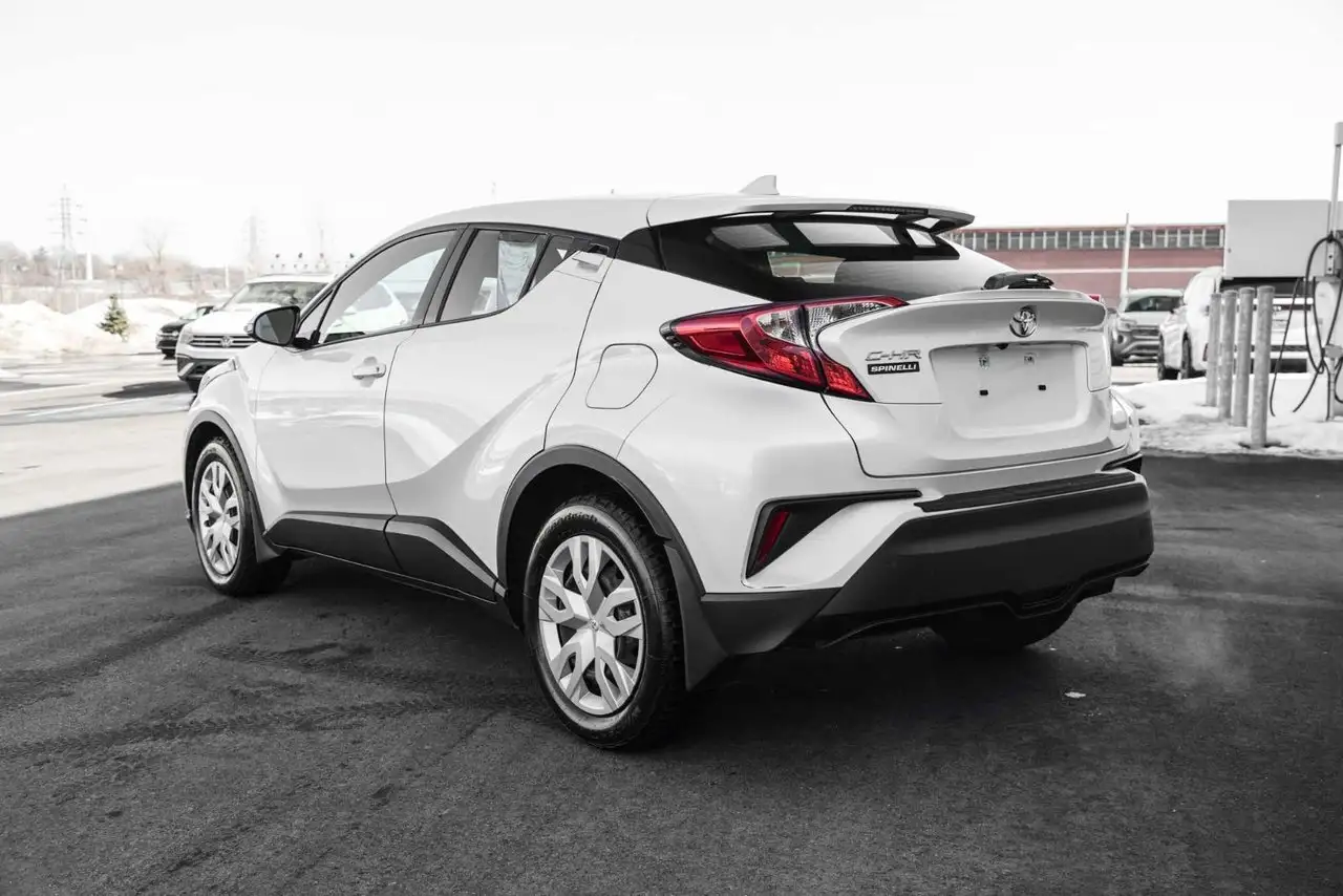 Toyota C-HR снимка Toyota C-HR