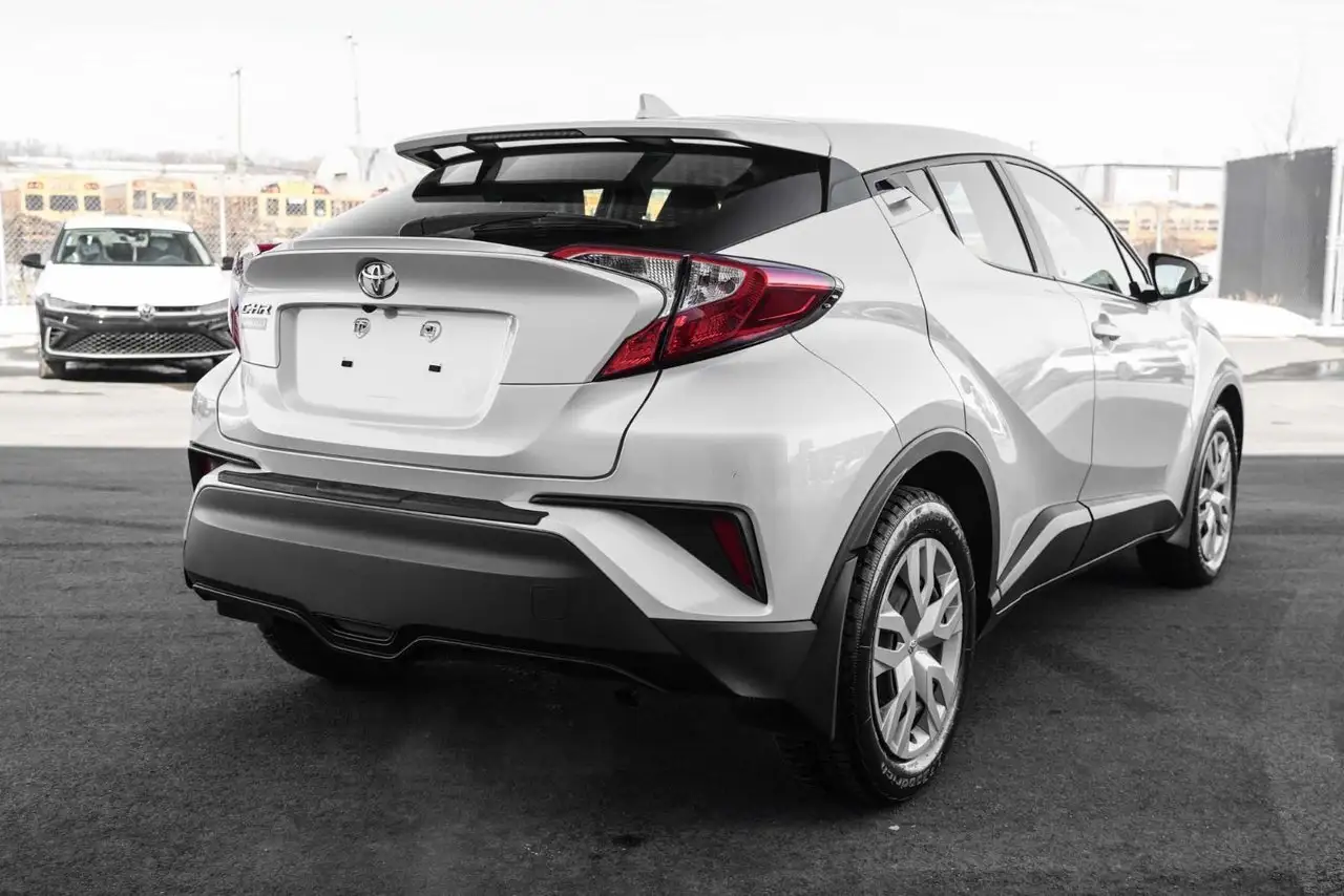 Toyota C-HR снимка Toyota C-HR