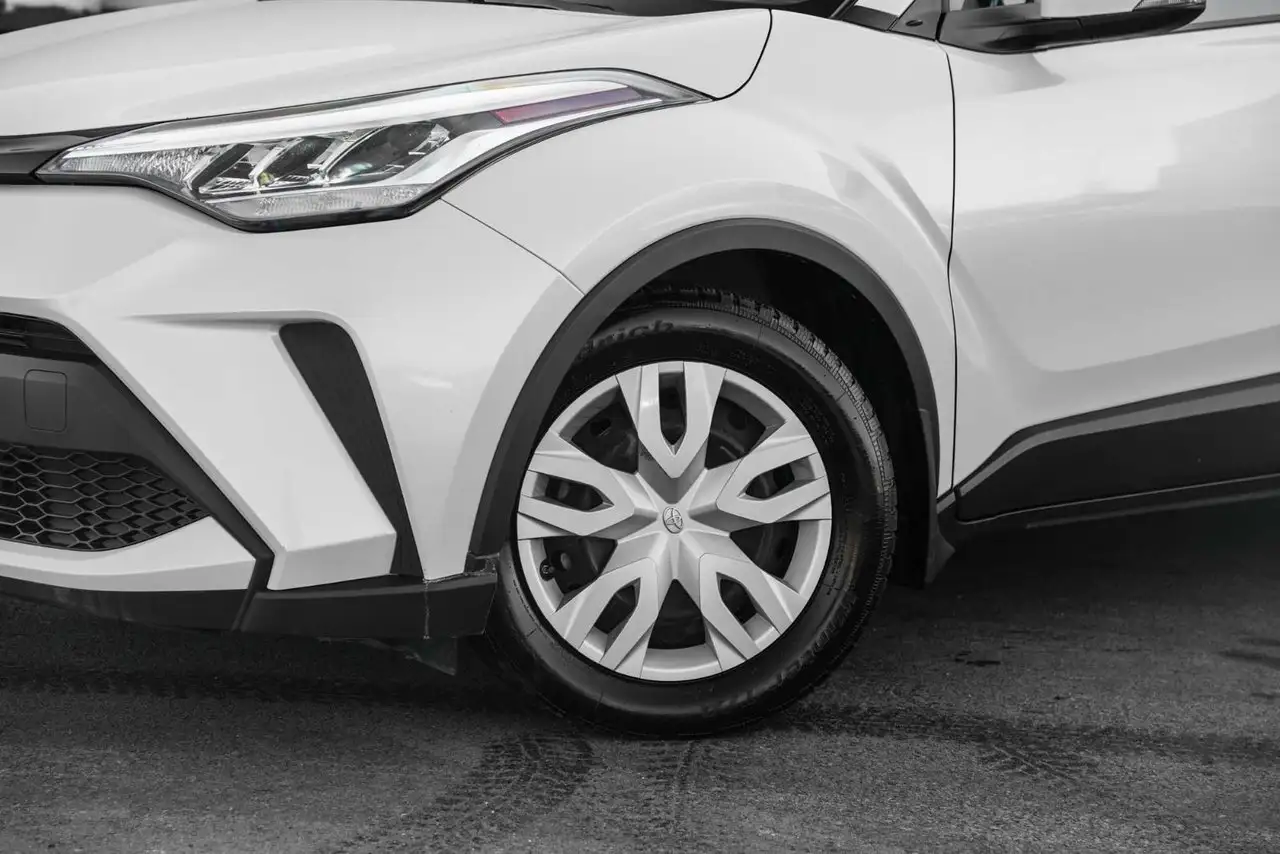 Toyota C-HR снимка Toyota C-HR