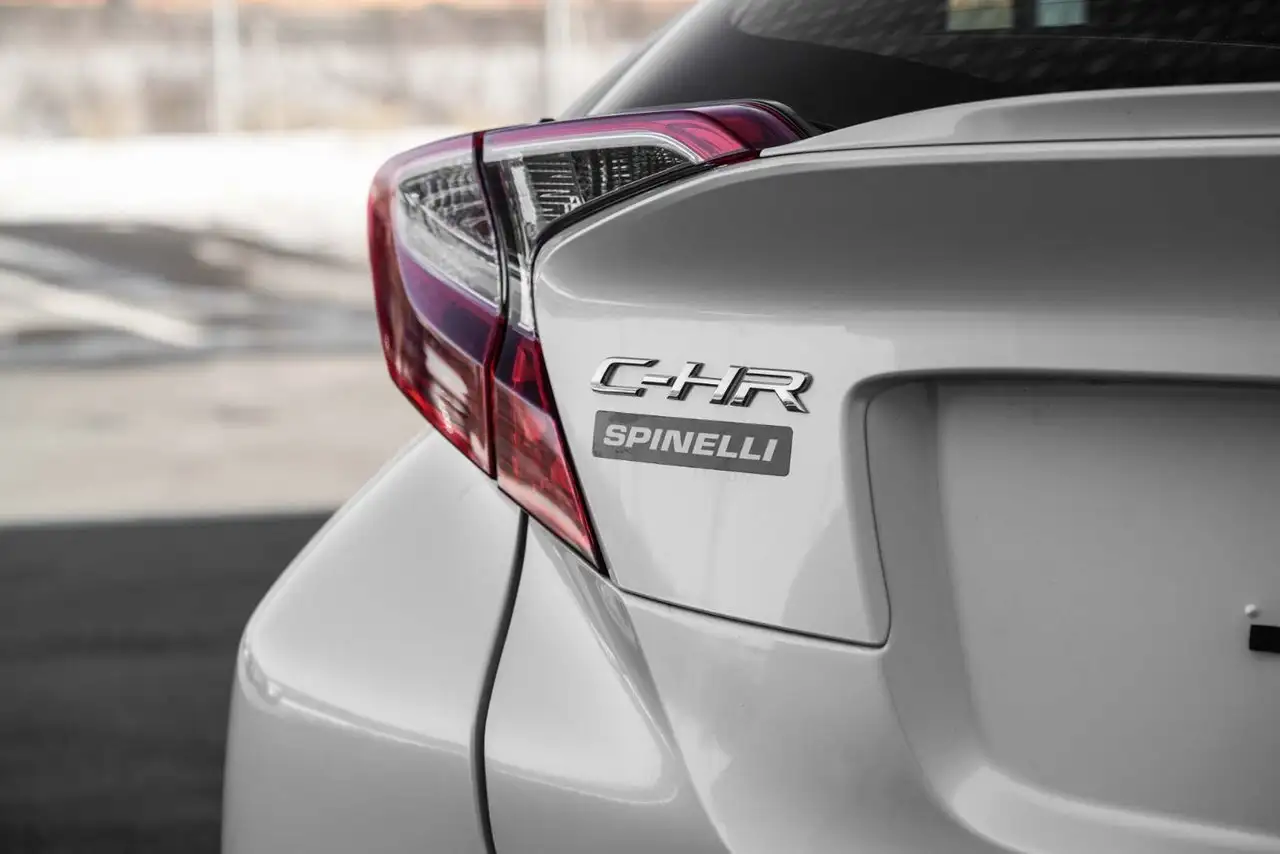 Toyota C-HR снимка Toyota C-HR