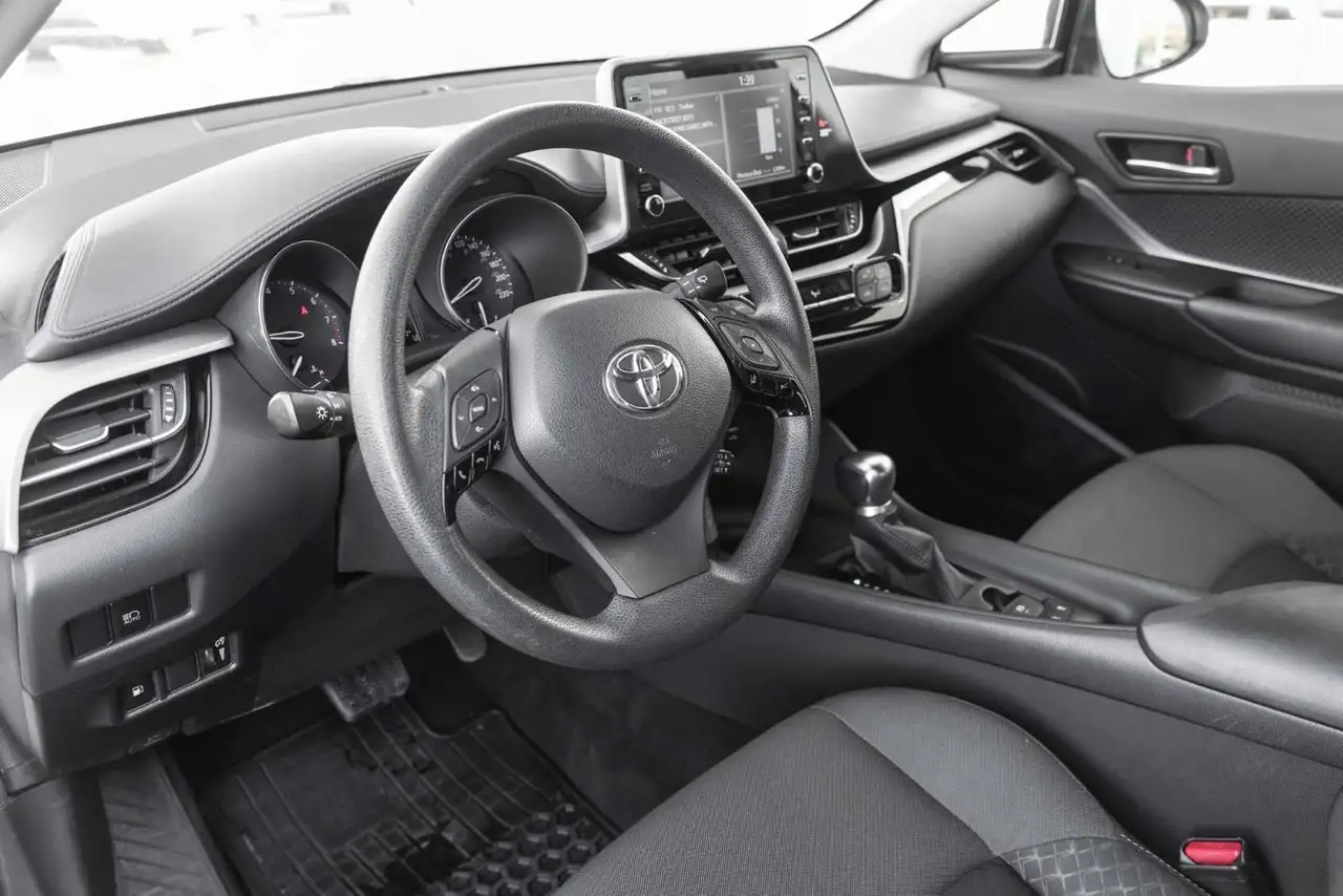 Toyota C-HR снимка Toyota C-HR