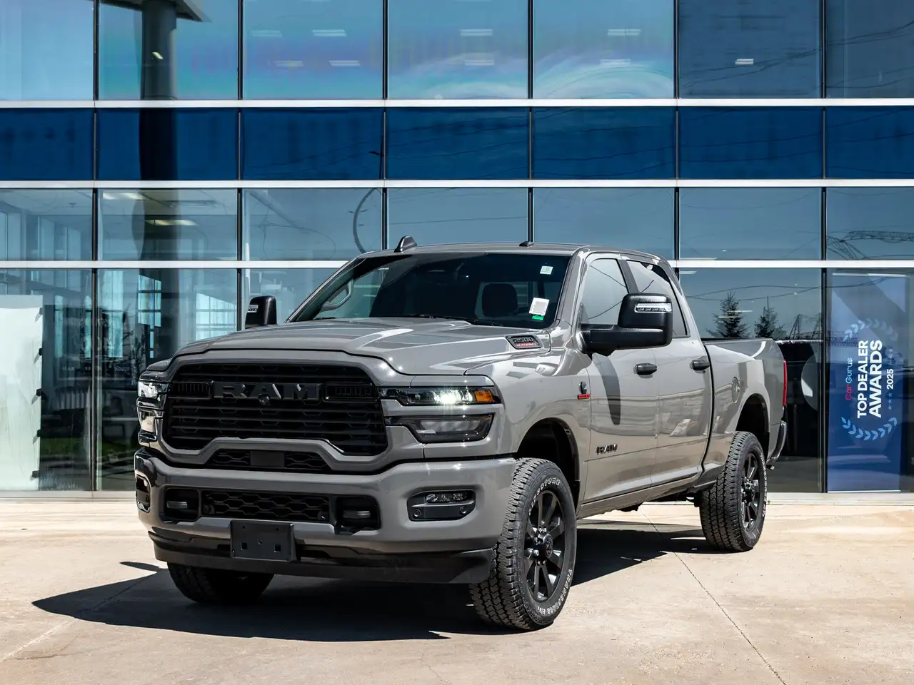 RAM 2500 снимка RAM 2500