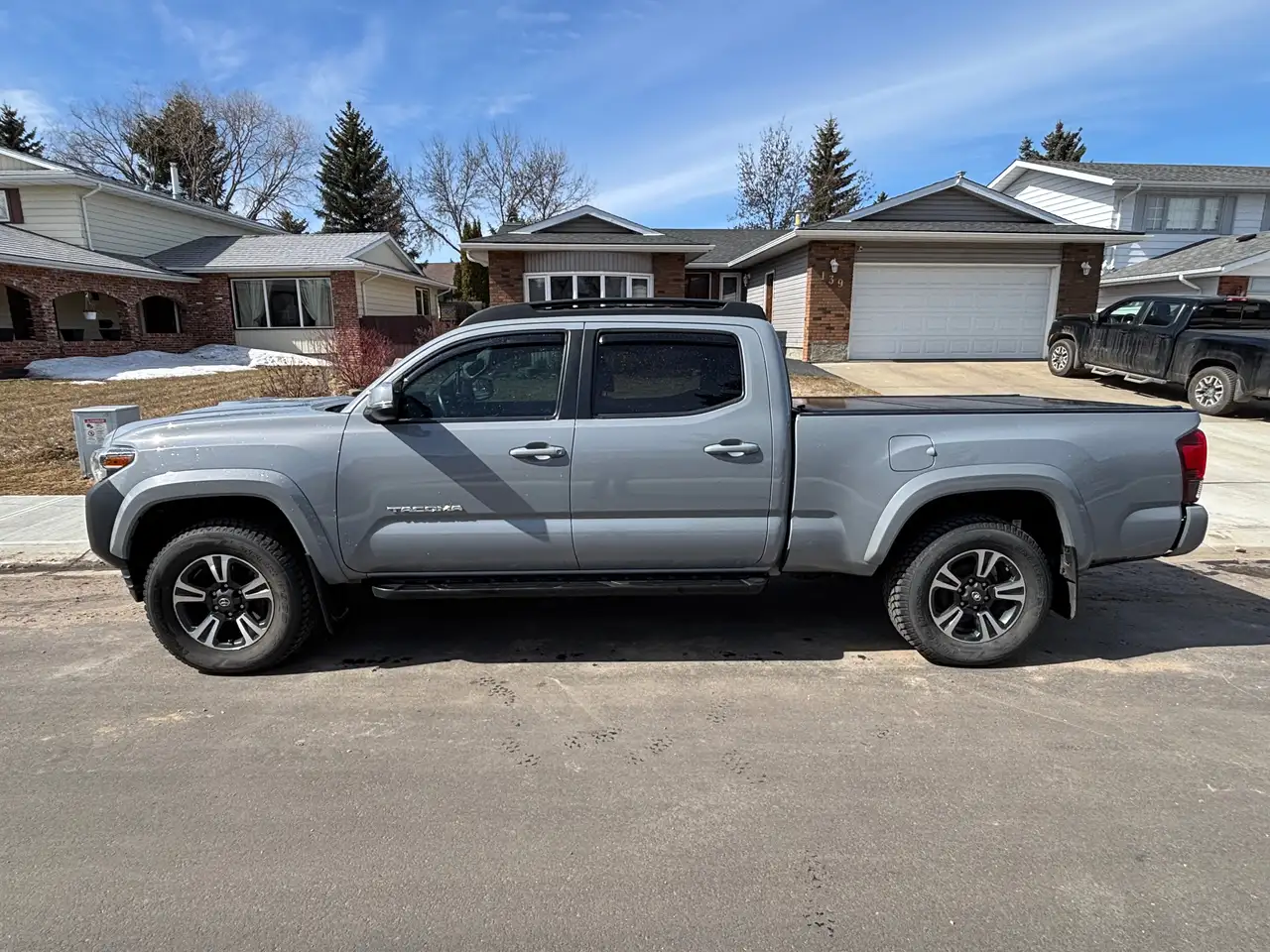 Toyota Tacoma снимка Toyota Tacoma