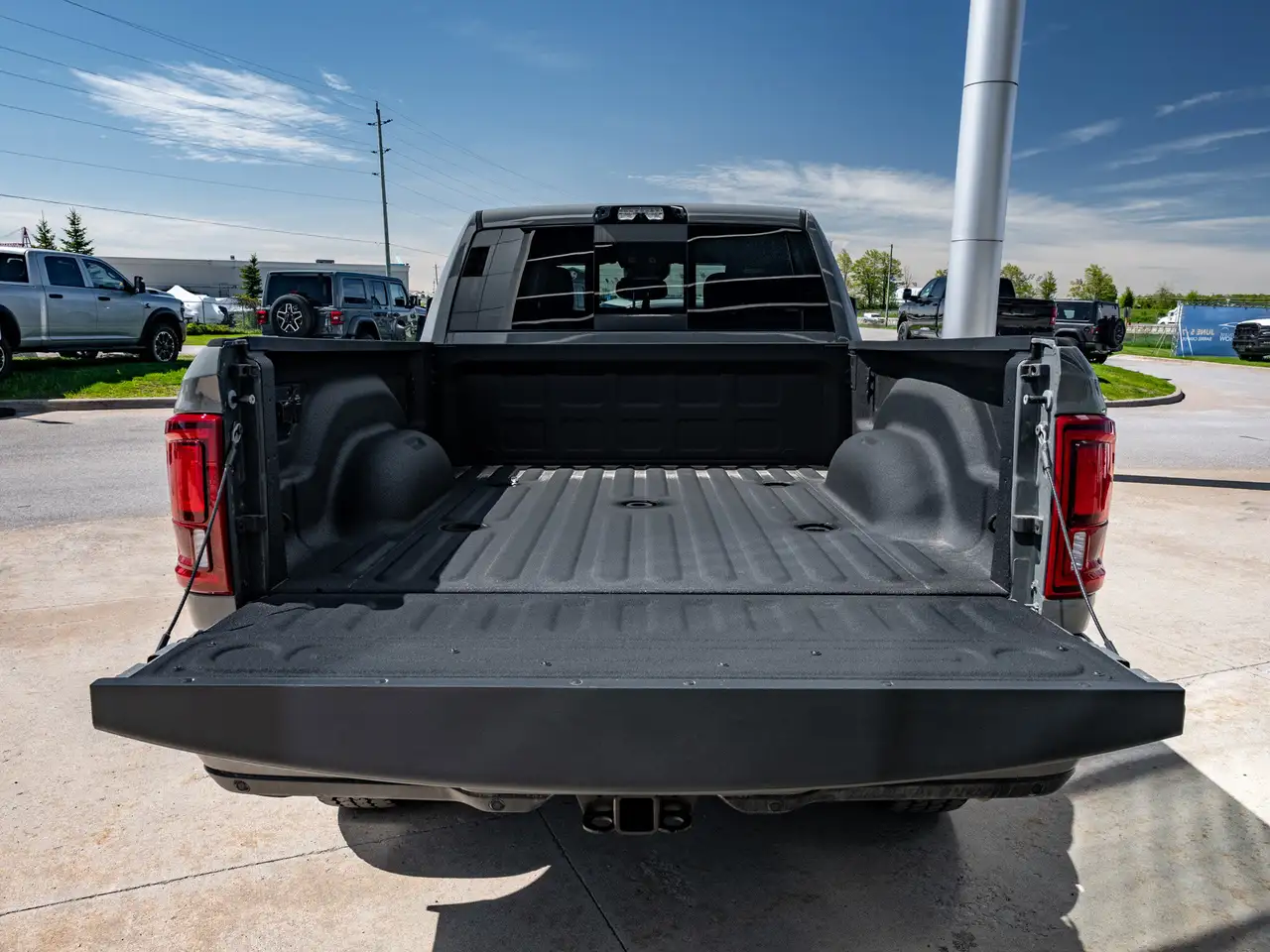 RAM 2500 снимка RAM 2500
