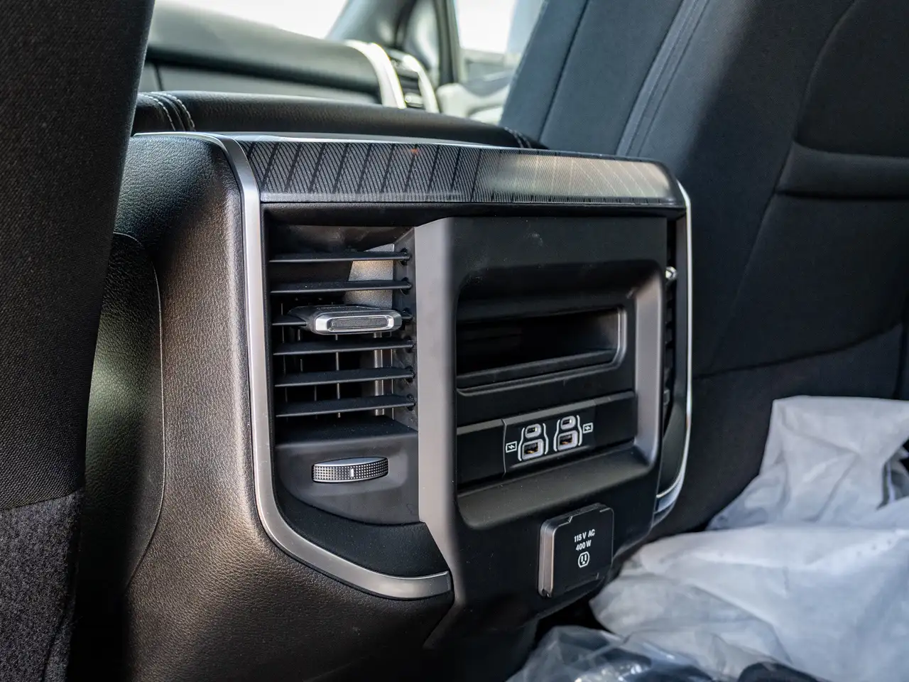 RAM 2500 снимка RAM 2500