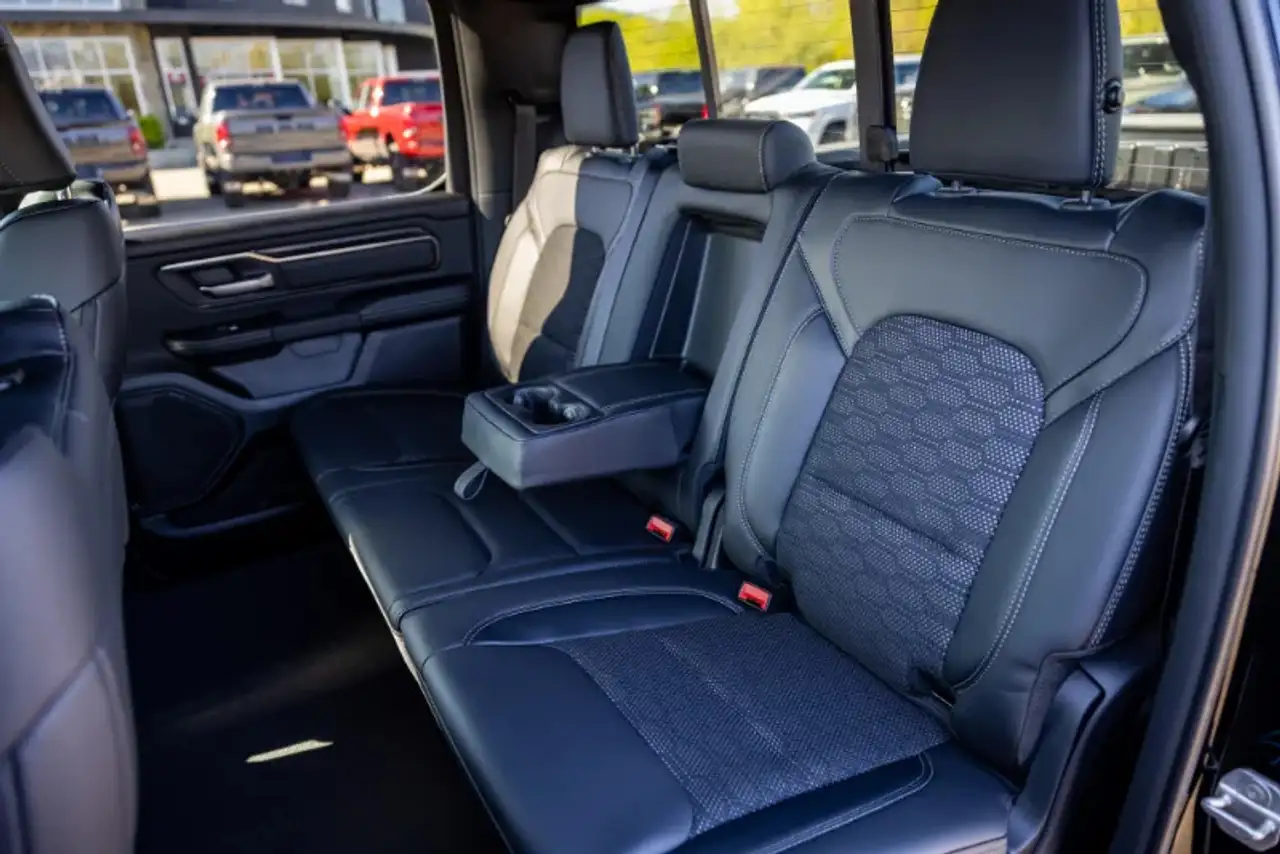 RAM 1500 fotografie RAM 1500