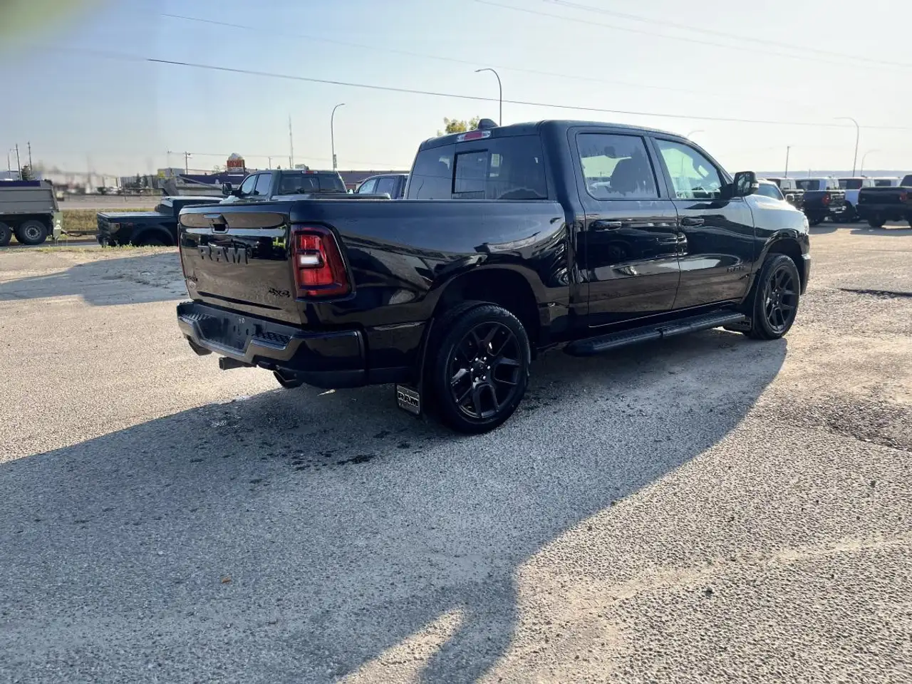 RAM 1500 снимка RAM 1500