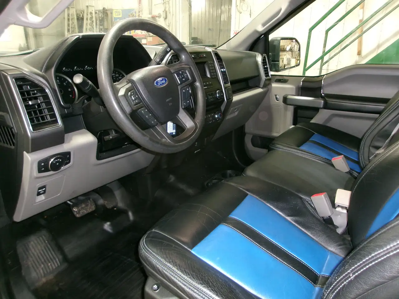 Ford F 150 снимка Ford F 150