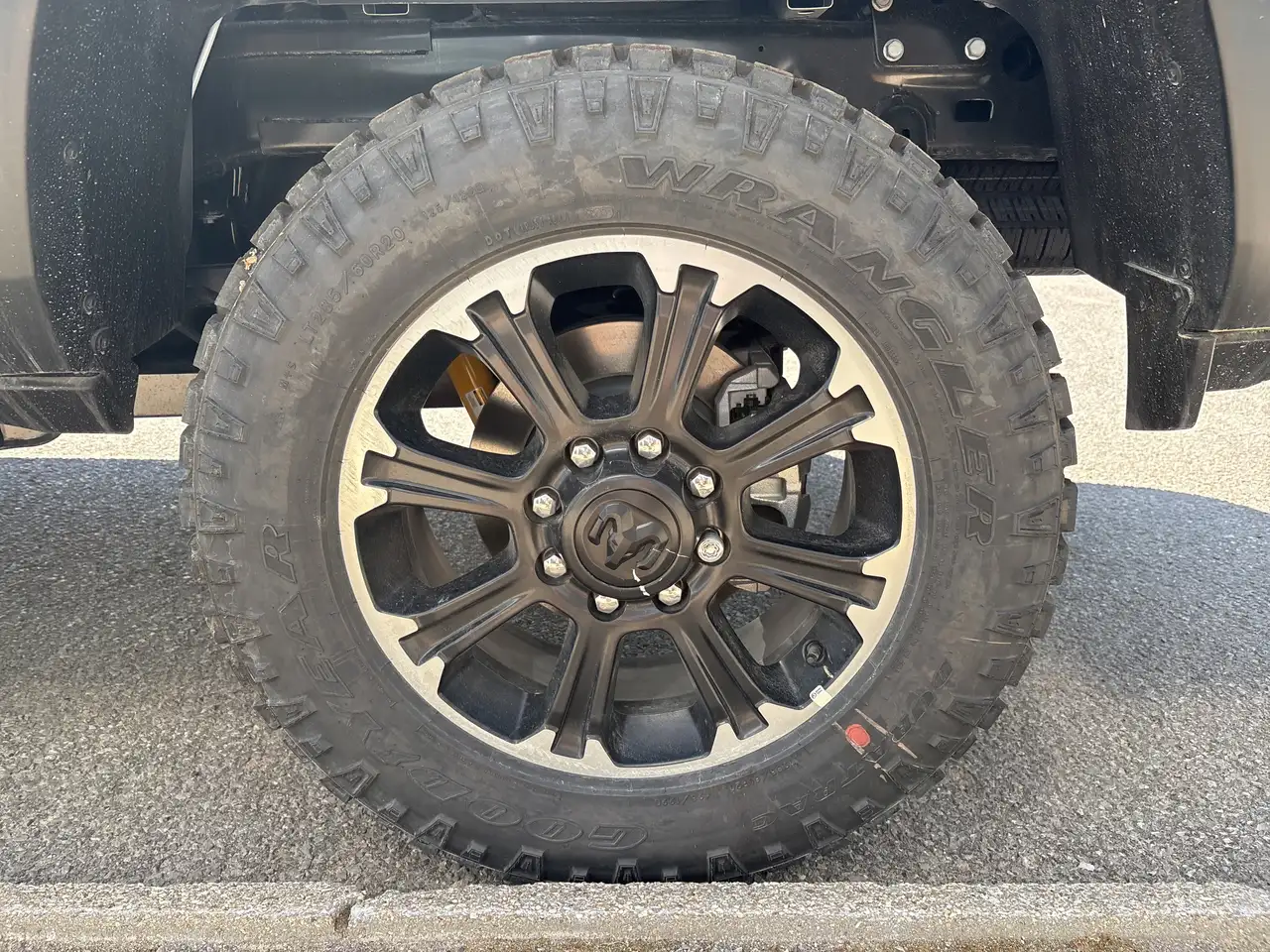 RAM 2500 снимка RAM 2500