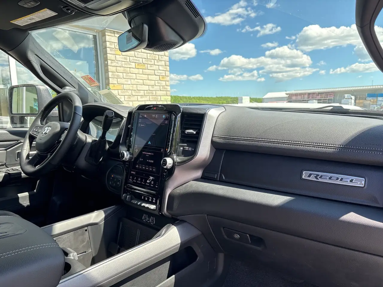 RAM 2500 снимка RAM 2500