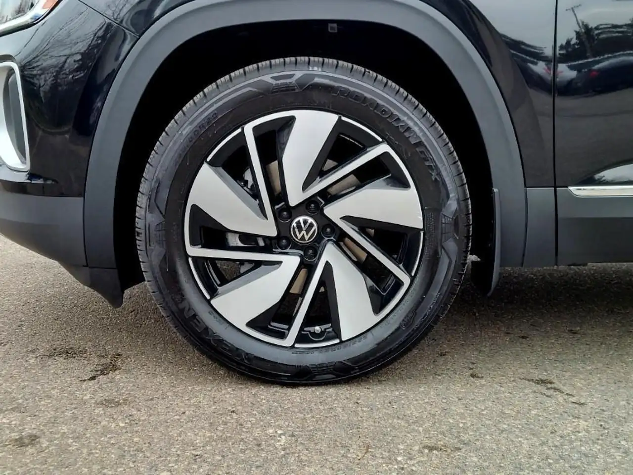 Volkswagen Atlas снимка Volkswagen Atlas