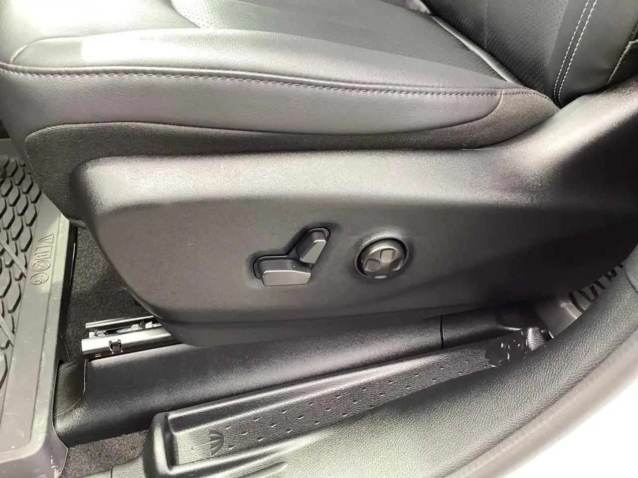 Chrysler Pacifica снимка Chrysler Pacifica
