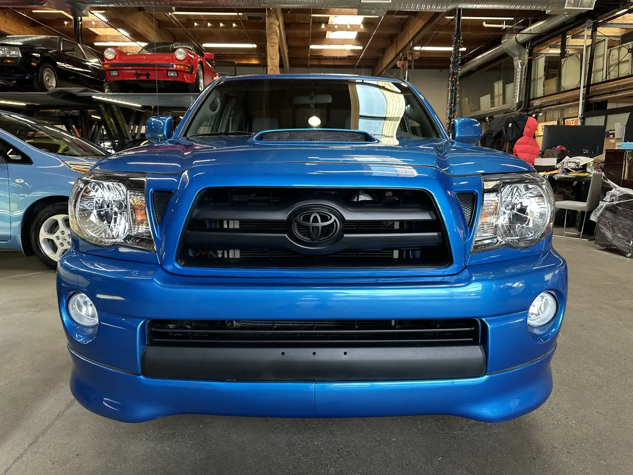 Toyota Tacoma photo Toyota Tacoma