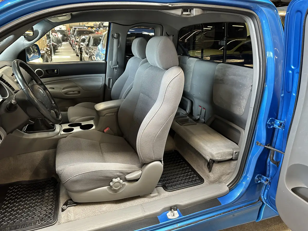 Toyota Tacoma photo Toyota Tacoma