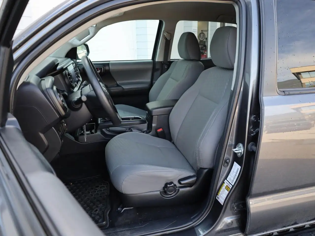 Toyota Tacoma снимка Toyota Tacoma