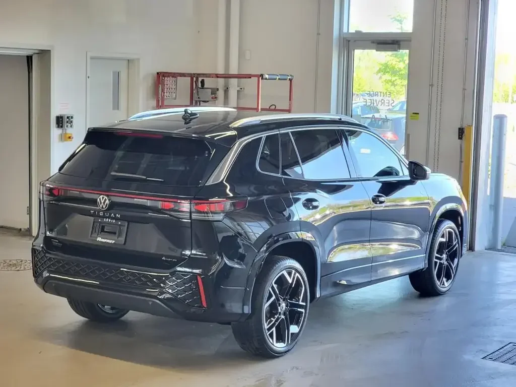 Volkswagen Tiguan снимка Volkswagen Tiguan