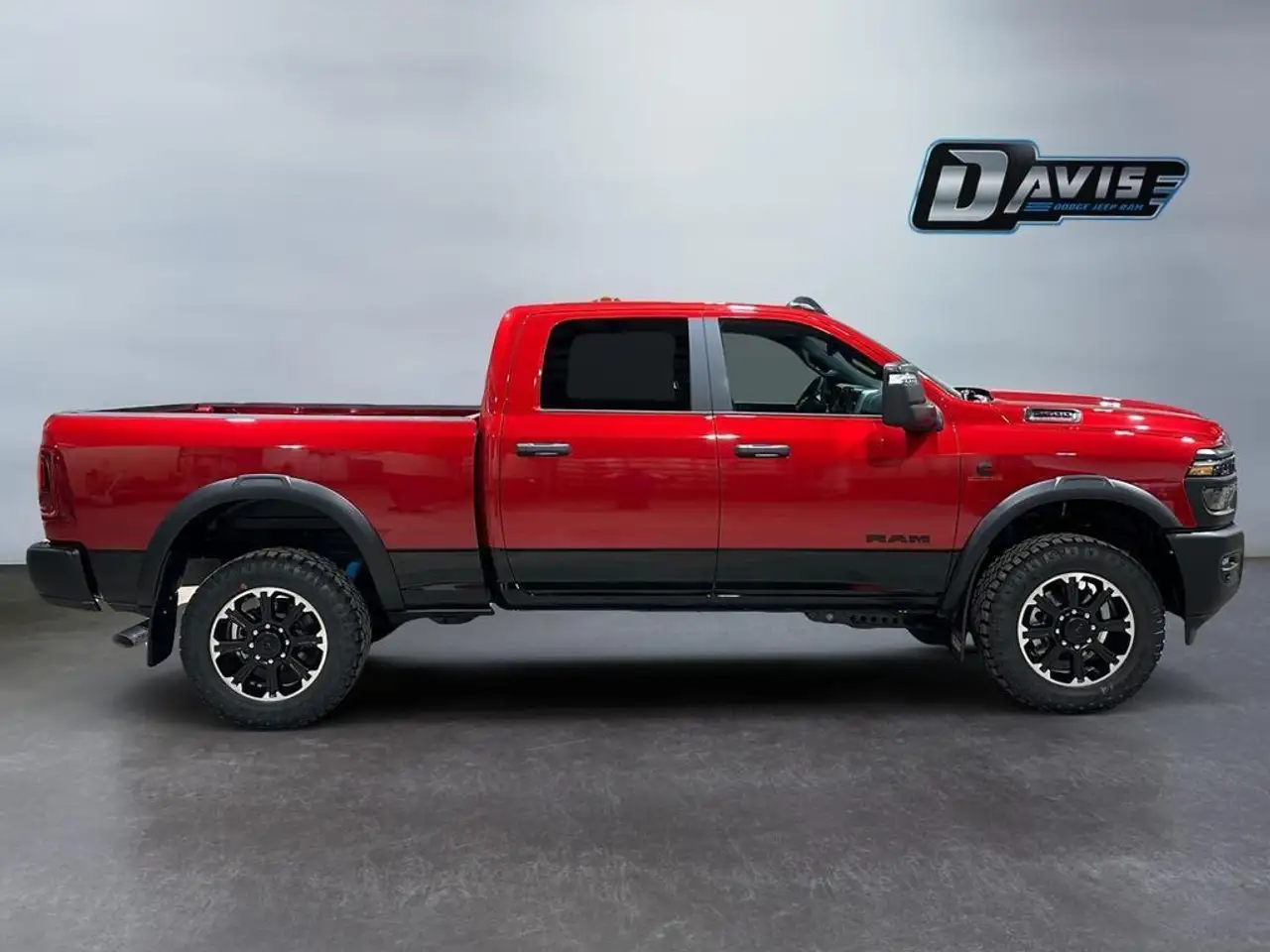 RAM 2500 снимка RAM 2500