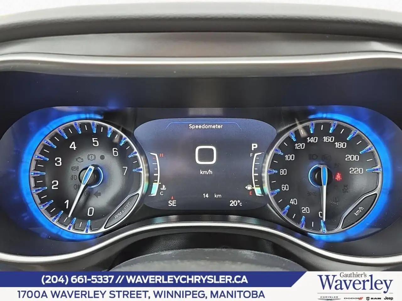 Chrysler Grand Caravan снимка Chrysler Grand Caravan