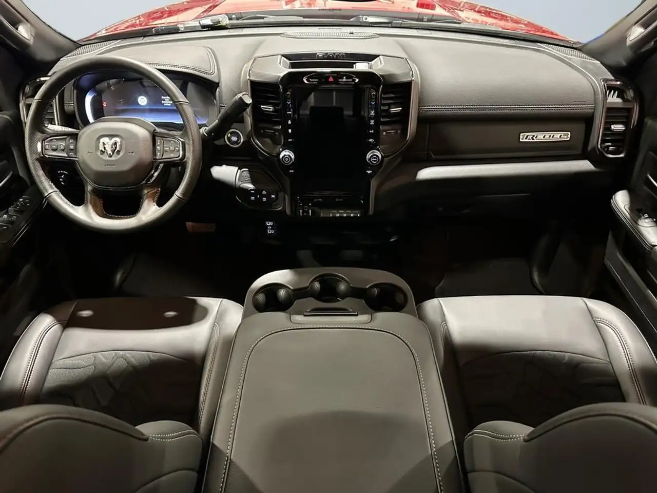 RAM 2500 снимка RAM 2500