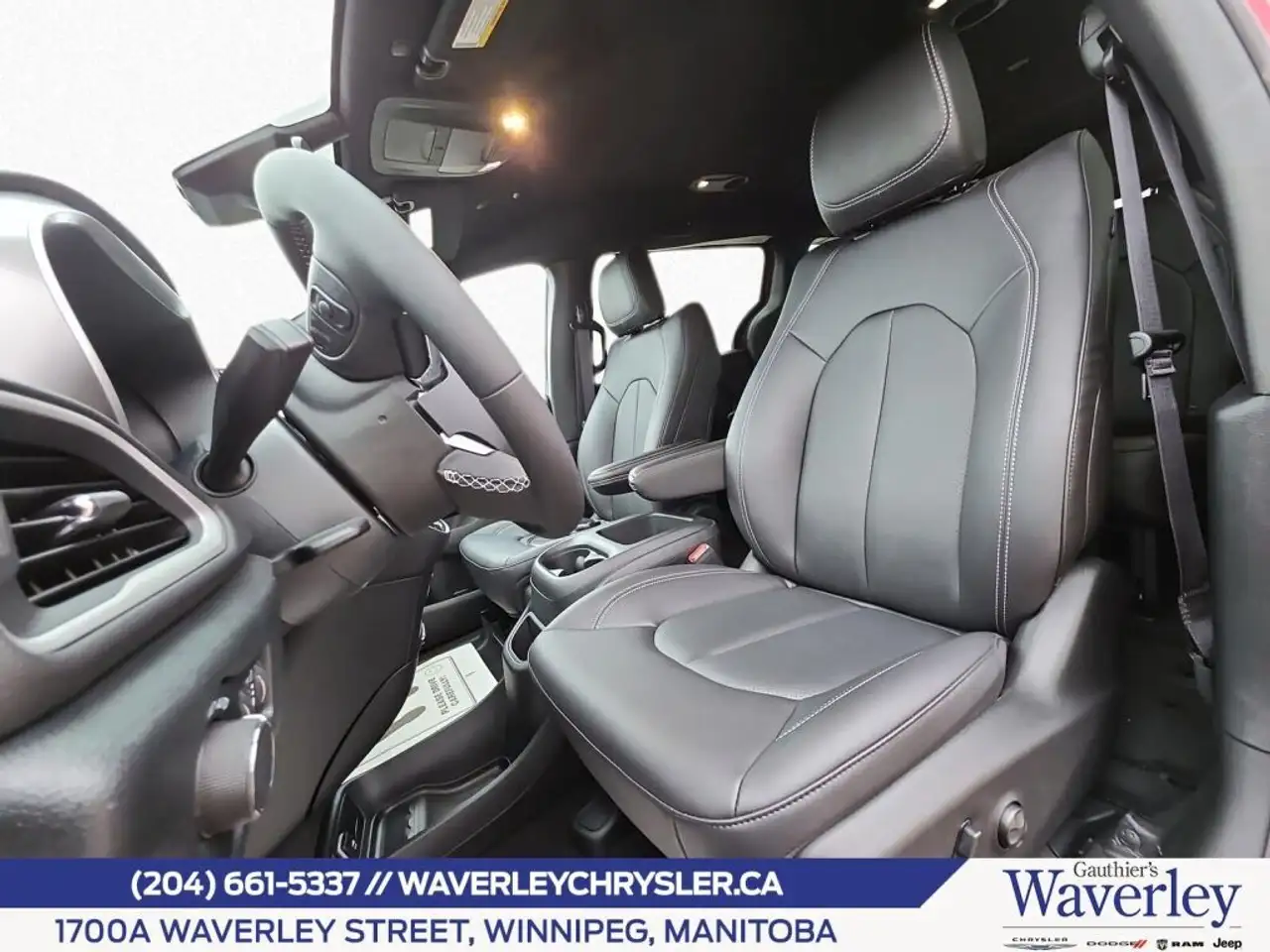 Chrysler Grand Caravan снимка Chrysler Grand Caravan