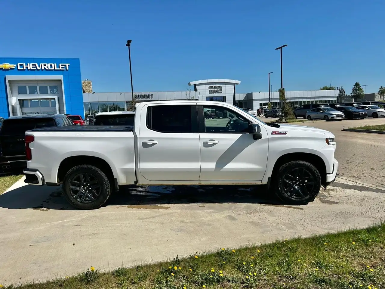 Chevrolet Silverado 1500 photo Chevrolet Silverado 1500