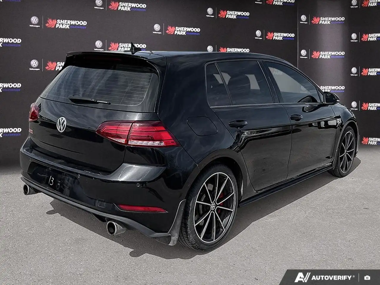 Volkswagen Golf GTI fotografie Volkswagen Golf GTI
