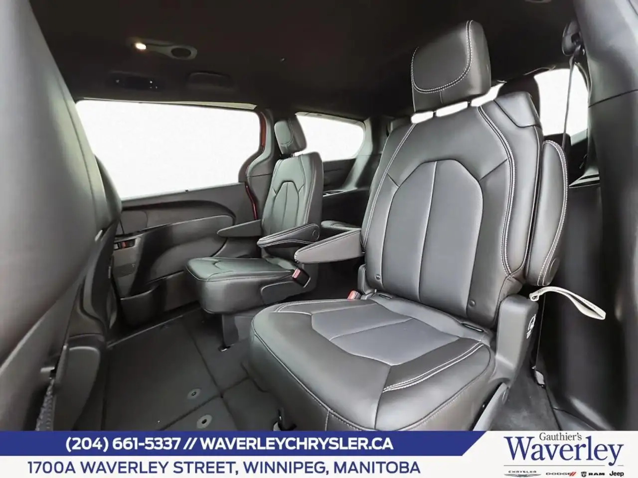 Chrysler Grand Caravan снимка Chrysler Grand Caravan