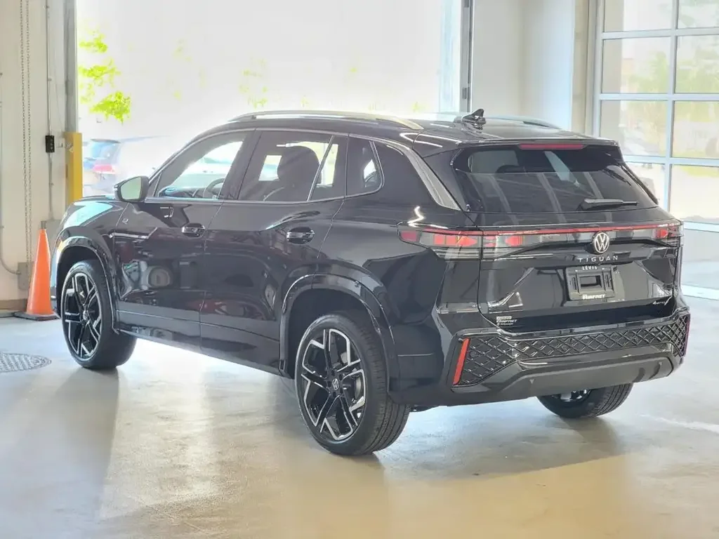 Volkswagen Tiguan снимка Volkswagen Tiguan