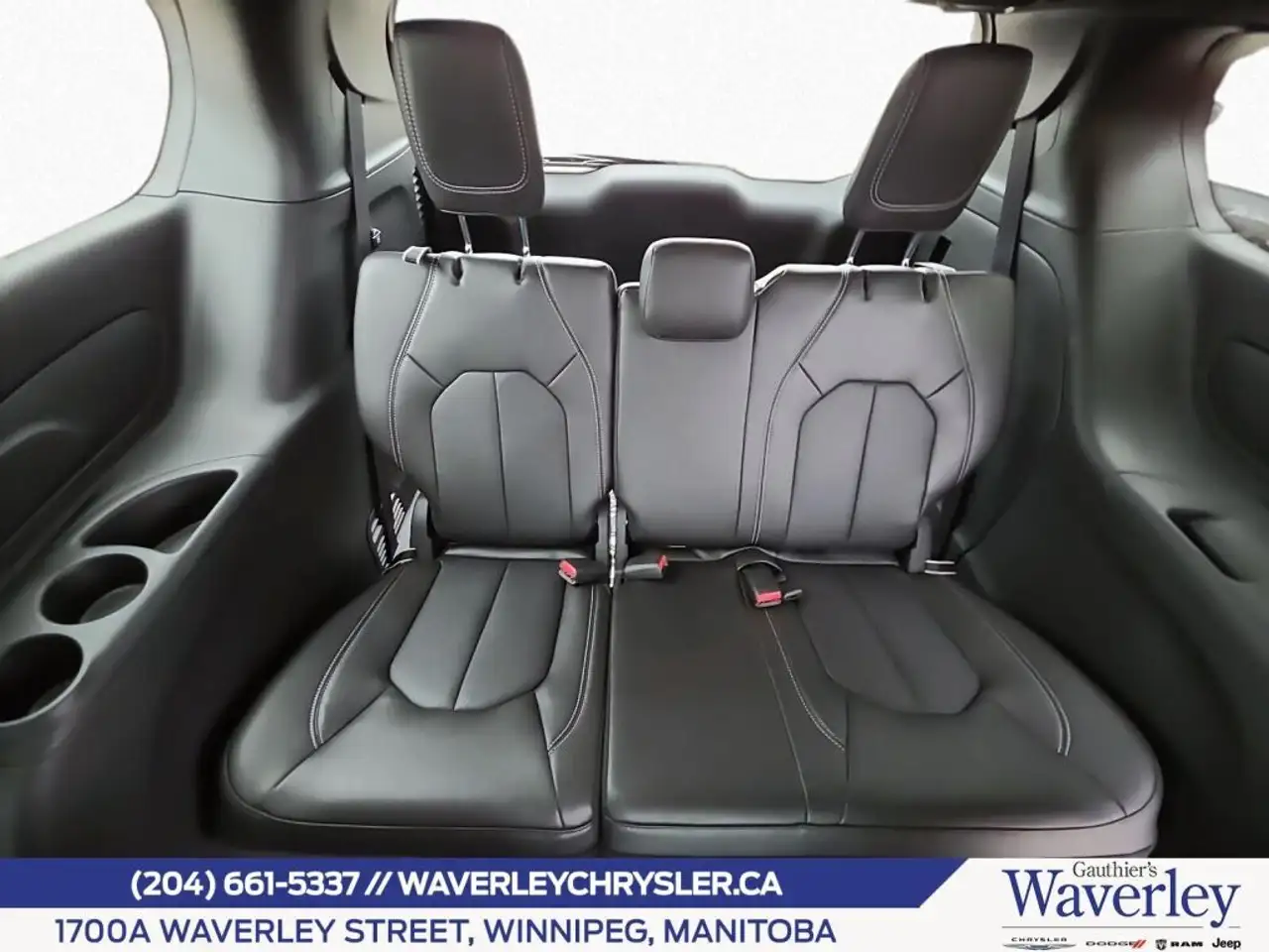 Chrysler Grand Caravan снимка Chrysler Grand Caravan