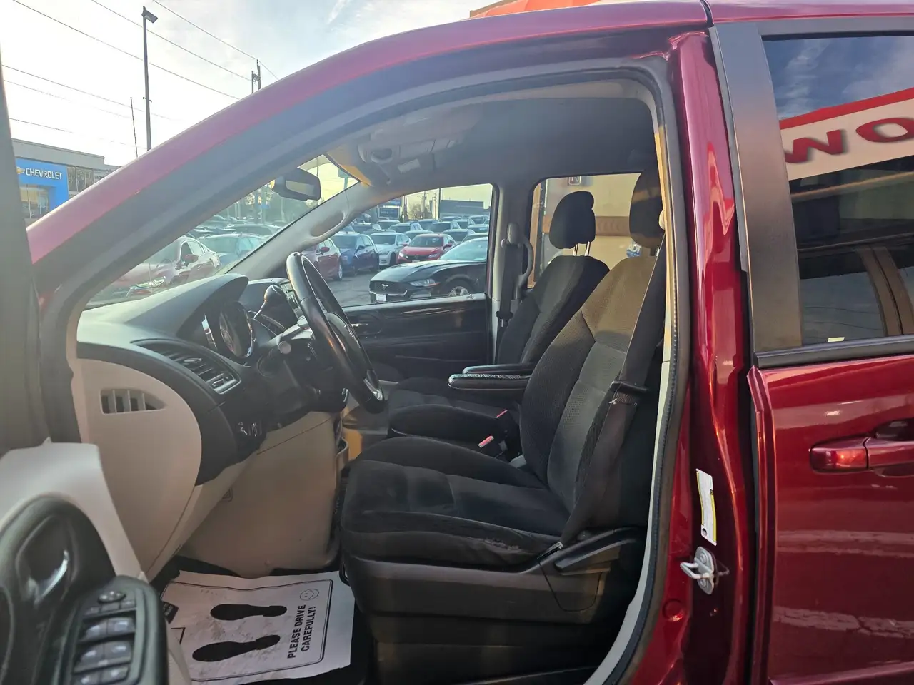 Dodge Grand Caravan снимка Dodge Grand Caravan
