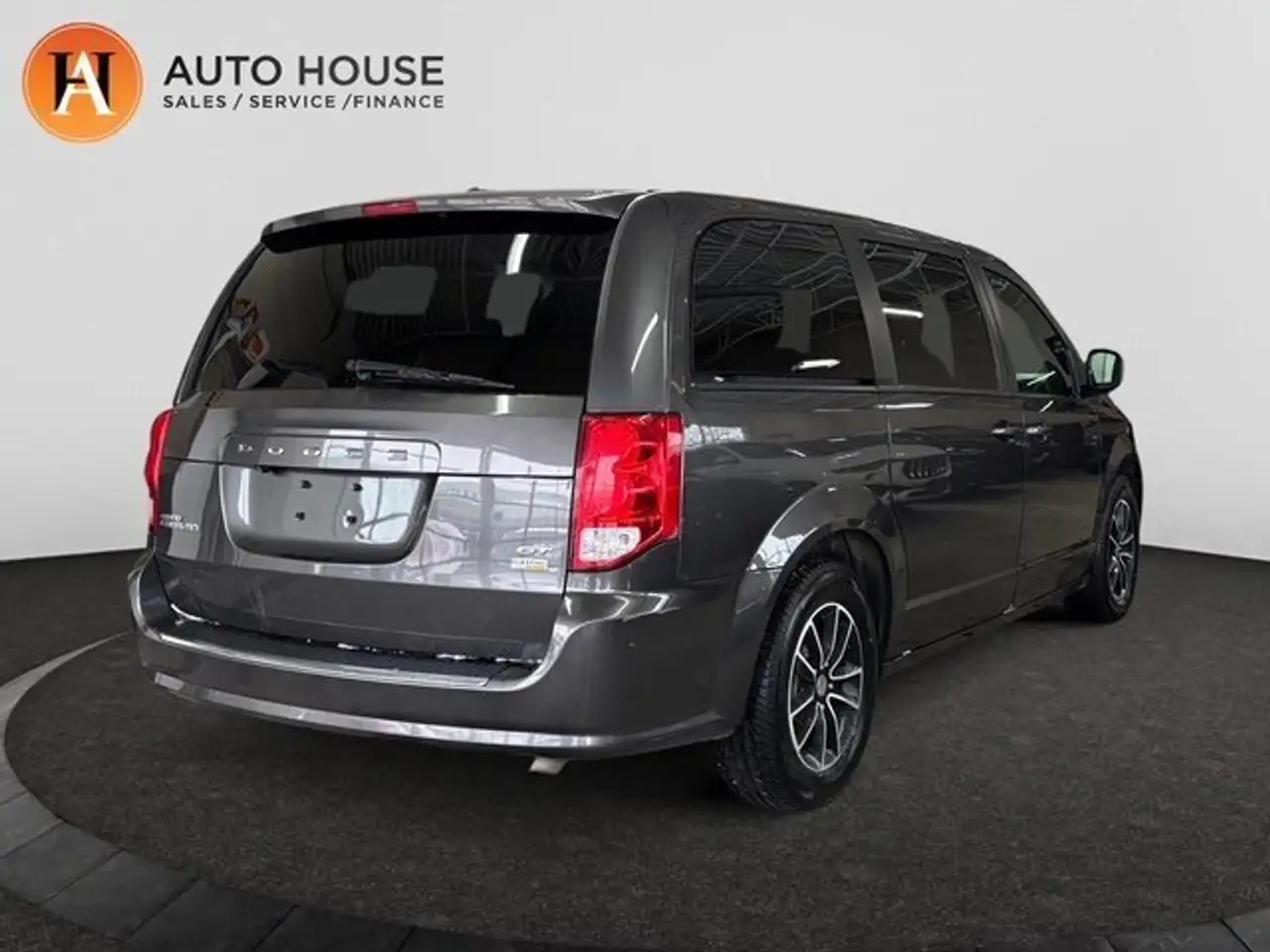 Dodge Grand Caravan снимка Dodge Grand Caravan