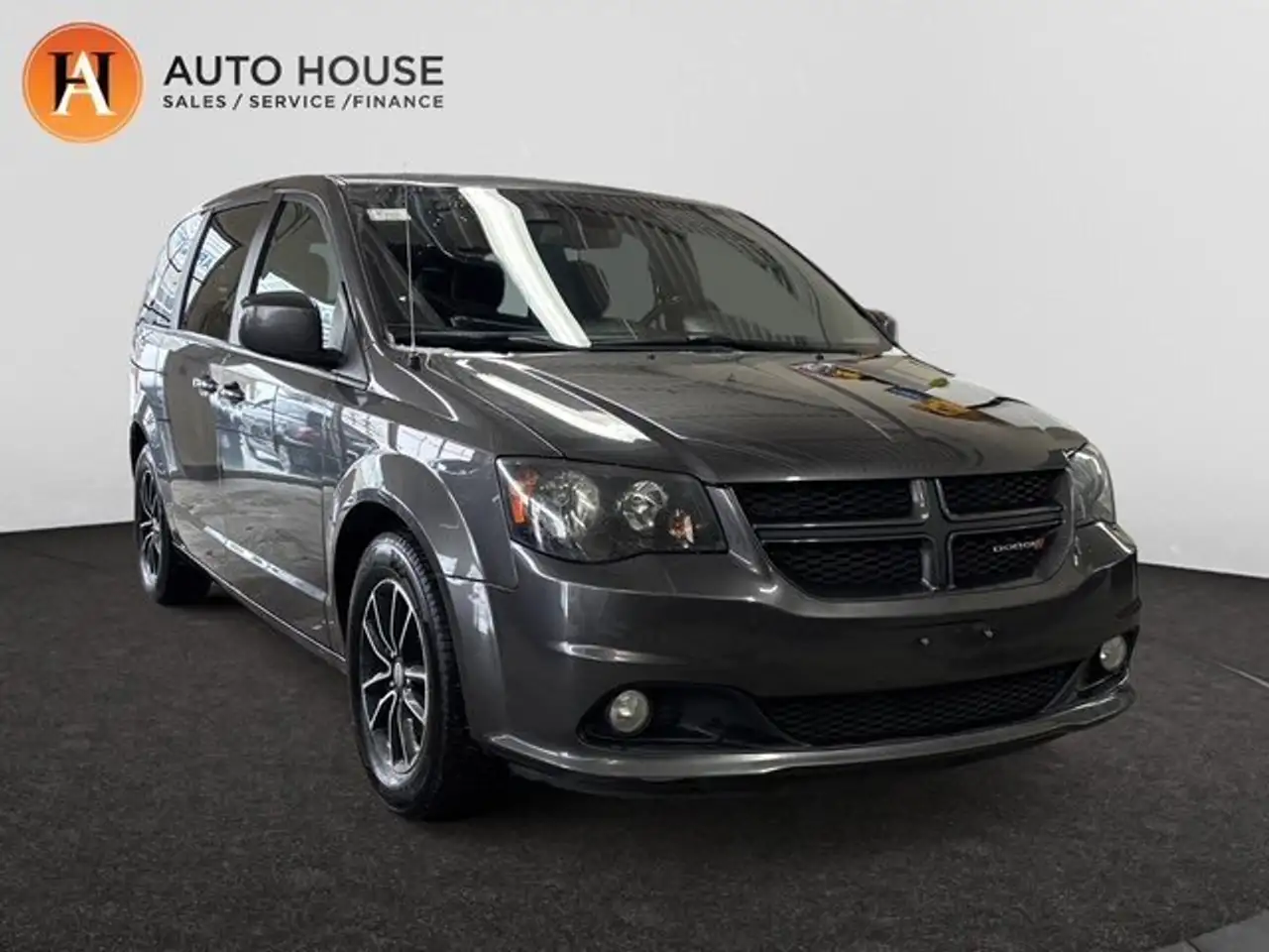 Dodge Grand Caravan снимка Dodge Grand Caravan