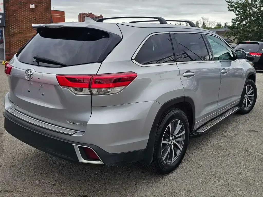 Toyota Highlander fotografie Toyota Highlander