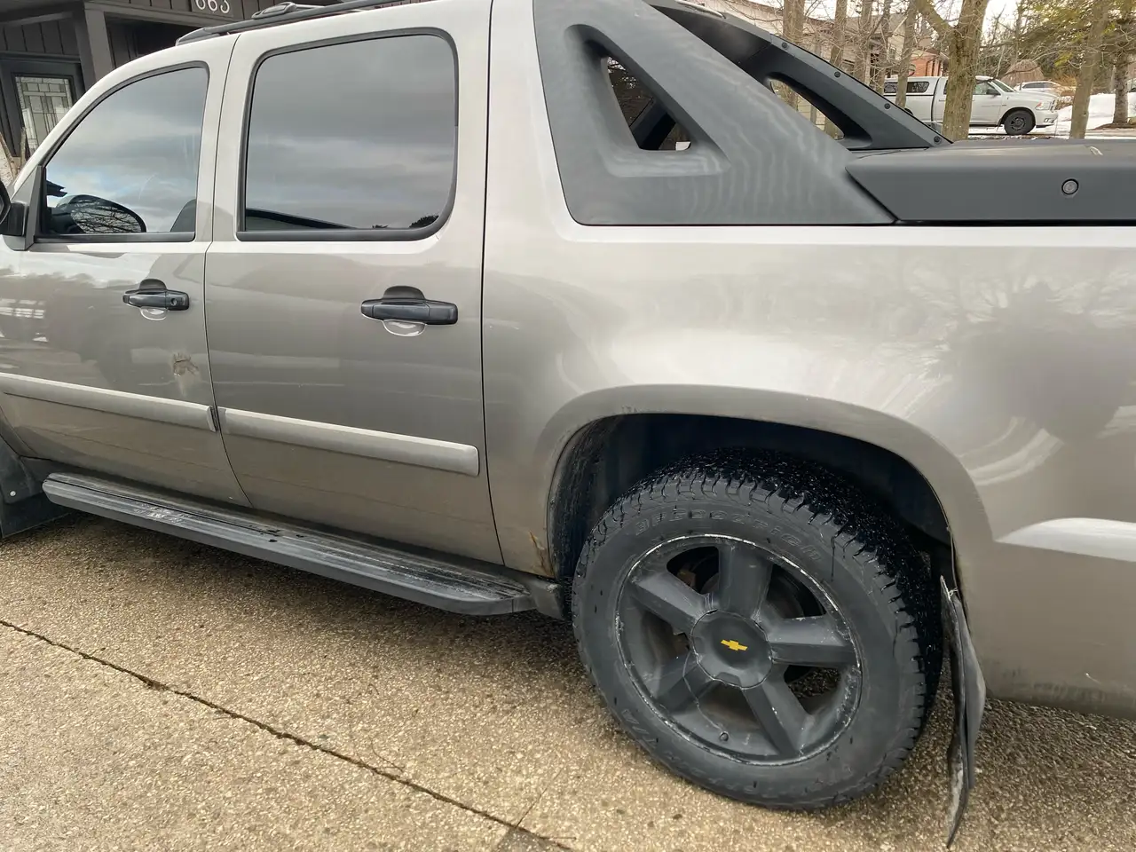 Chevrolet Avalanche photo Chevrolet Avalanche