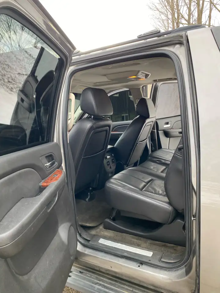 Chevrolet Avalanche photo Chevrolet Avalanche