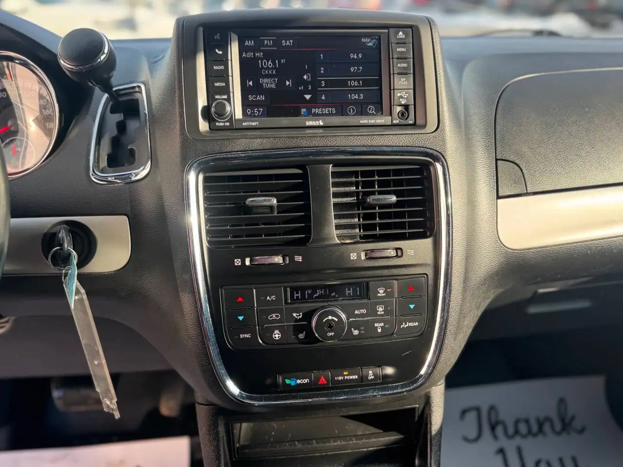 Dodge Grand Caravan photo Dodge Grand Caravan