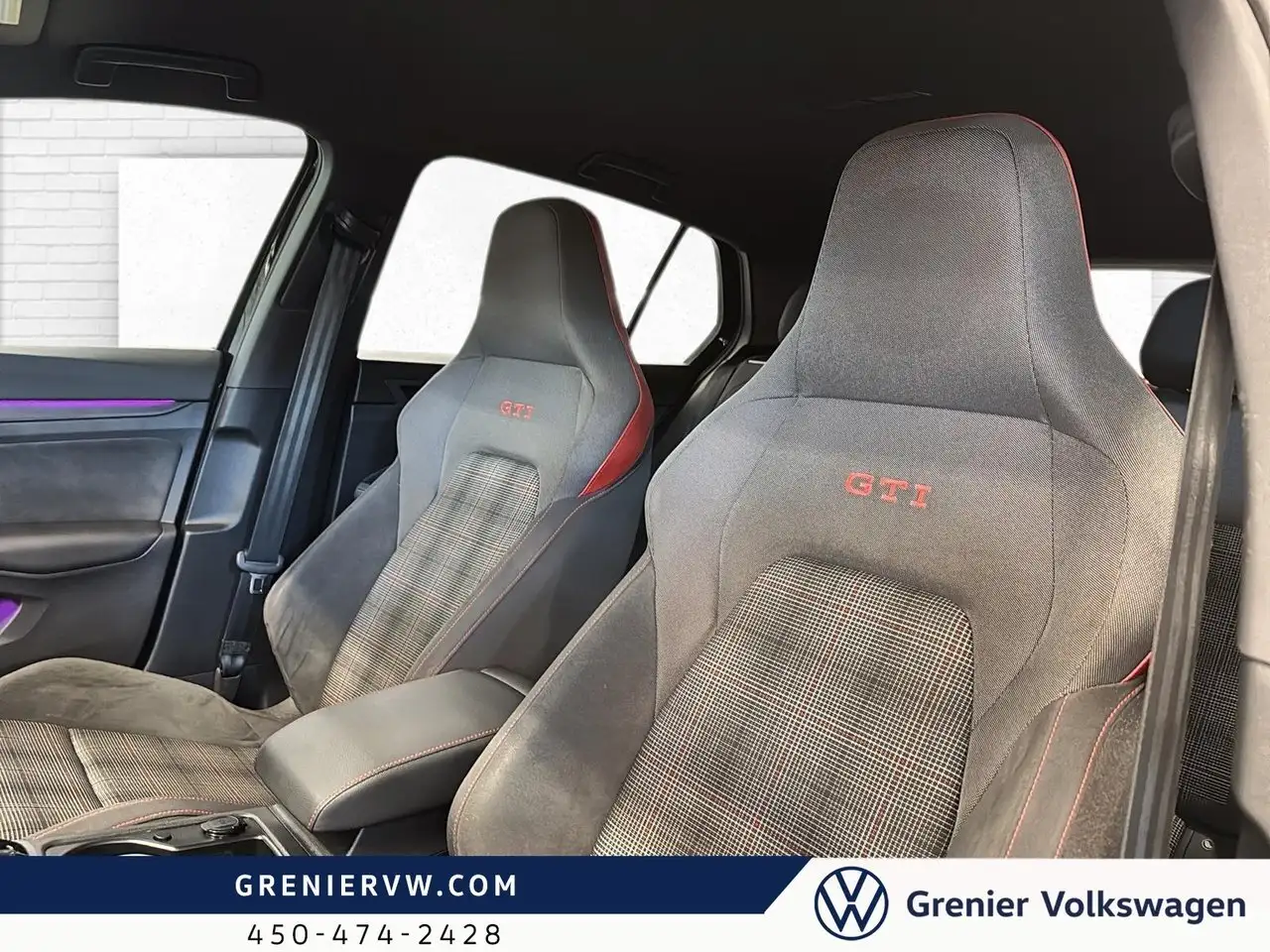 Volkswagen Golf GTI снимка Volkswagen Golf GTI