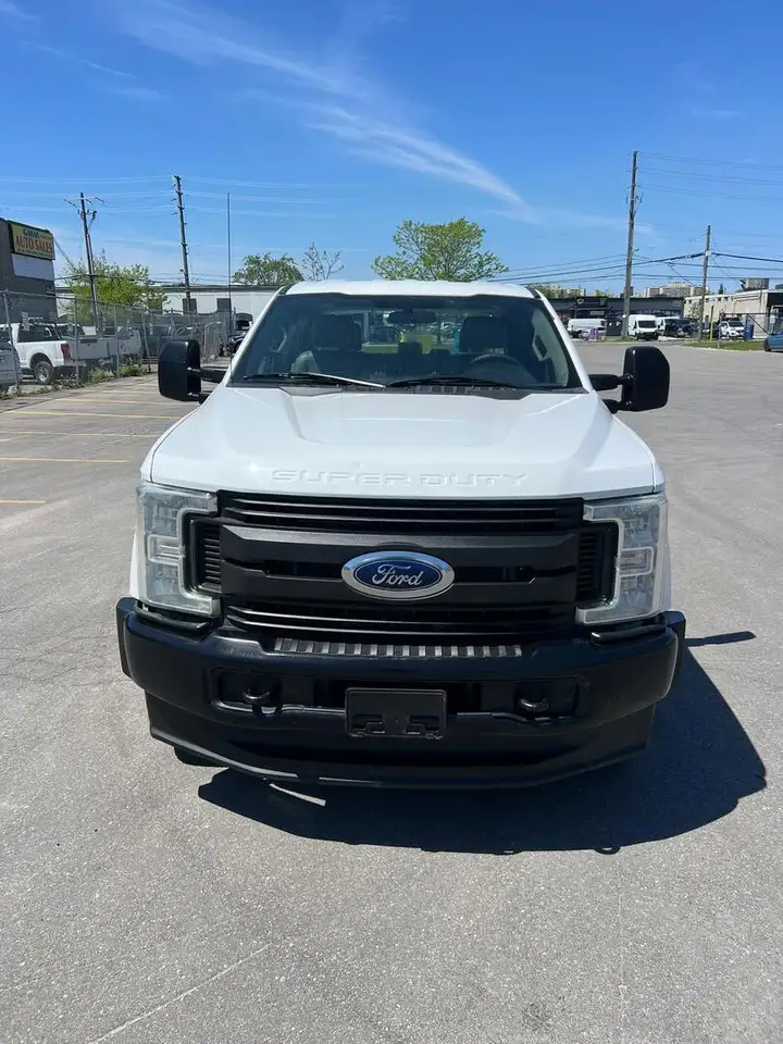 Ford F 350 снимка Ford F 350
