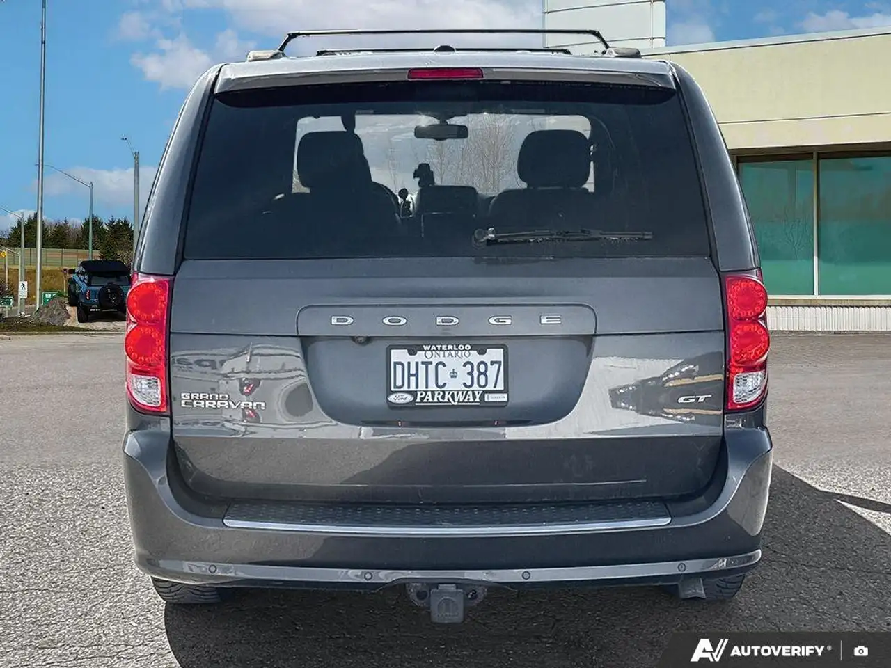 Dodge Grand Caravan photo Dodge Grand Caravan