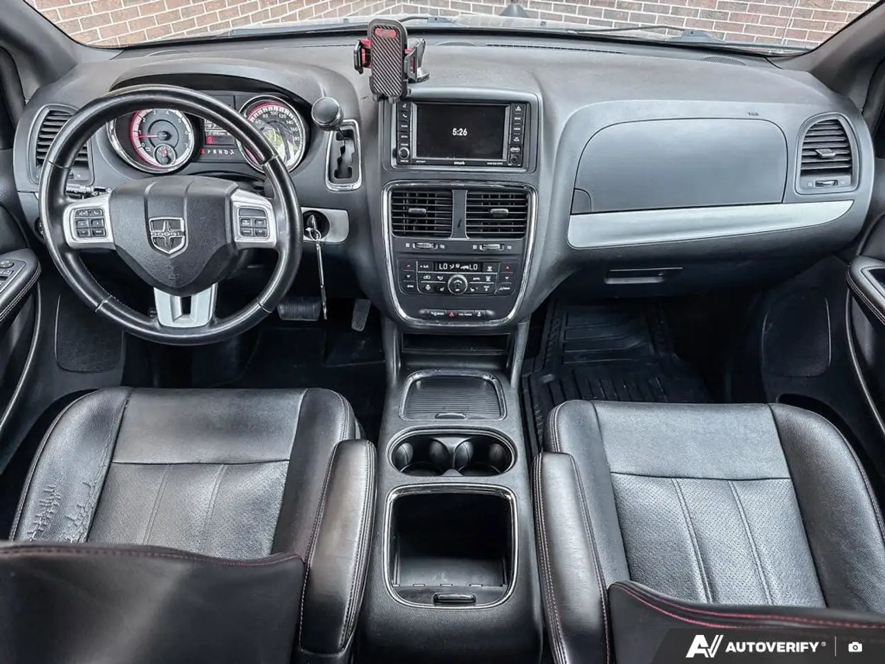 Dodge Grand Caravan photo Dodge Grand Caravan