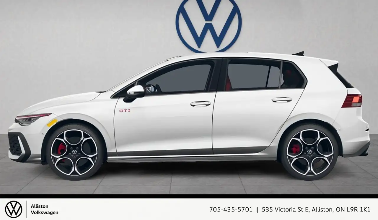 Volkswagen Golf GTI снимка Volkswagen Golf GTI