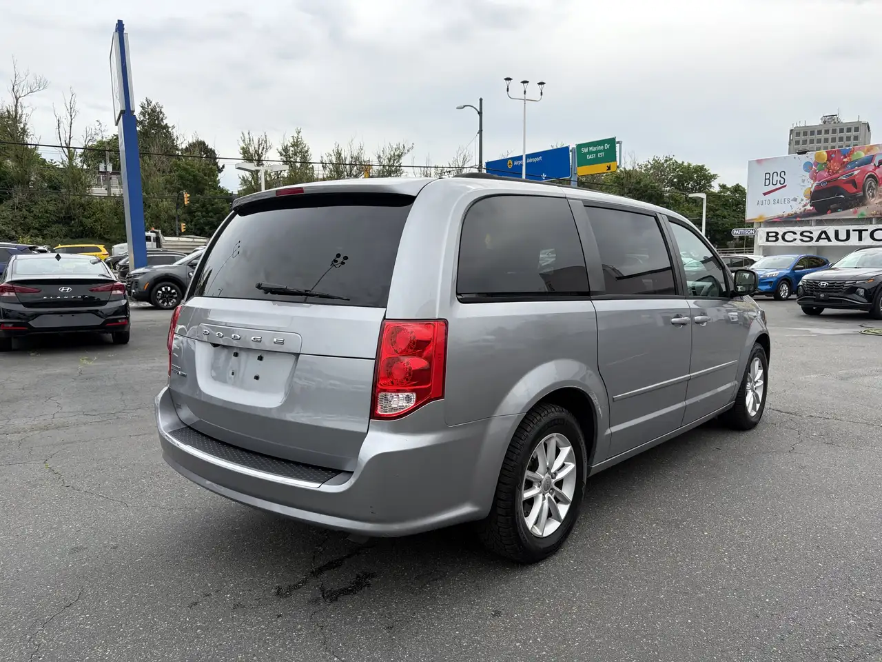 Dodge Grand Caravan photo Dodge Grand Caravan