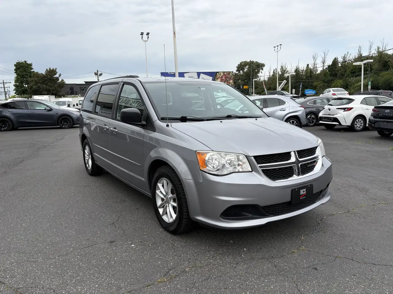 Dodge Grand Caravan photo Dodge Grand Caravan